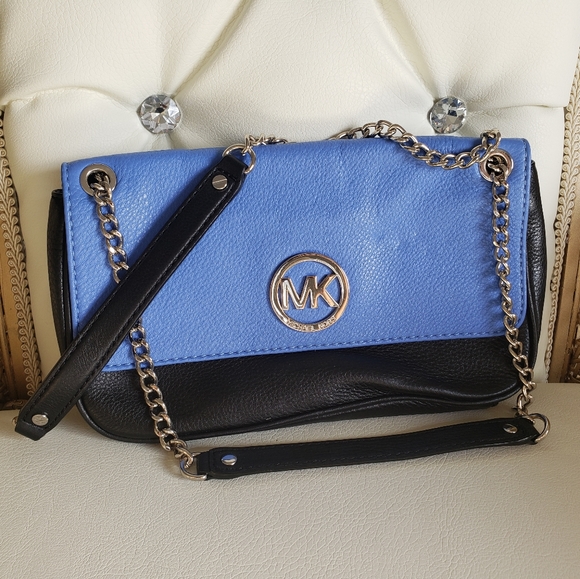 Michael Kors Purse - Picture 1 of 11